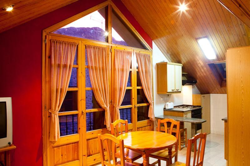 Apartamentos Mazcaray Bielsa Szoba fotó